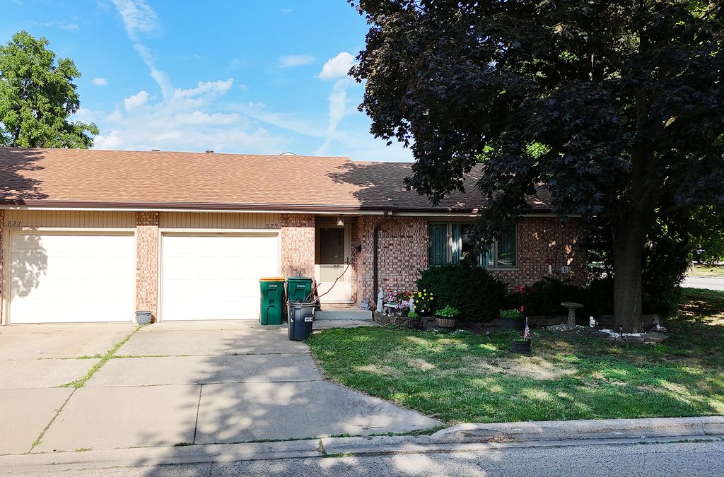 829 Horseshoe Drive, Joliet, IL 60435