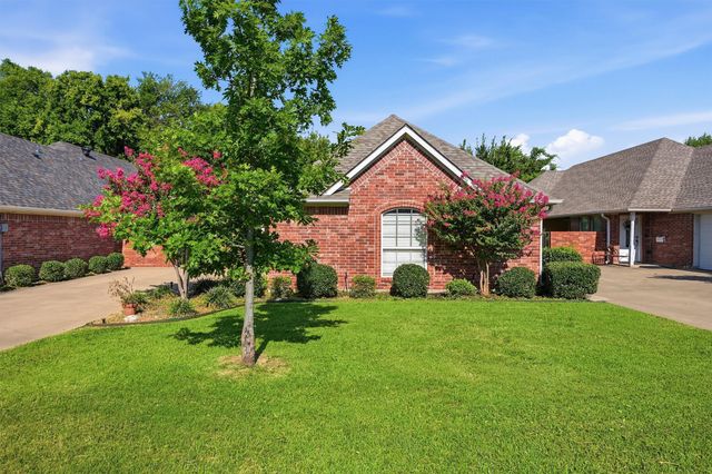 2704 Rex Cruse Drive, Sherman, TX 75092