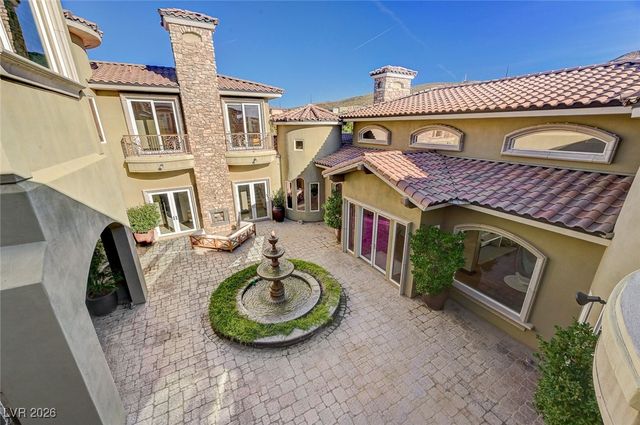 1 Awbrey Court, Henderson, NV 89052