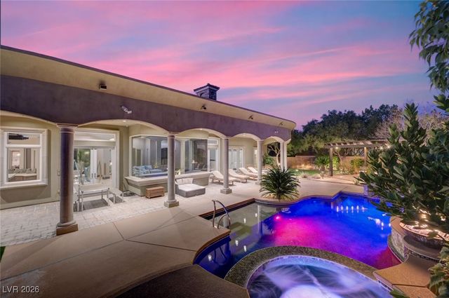 1 Awbrey Court, Henderson, NV 89052