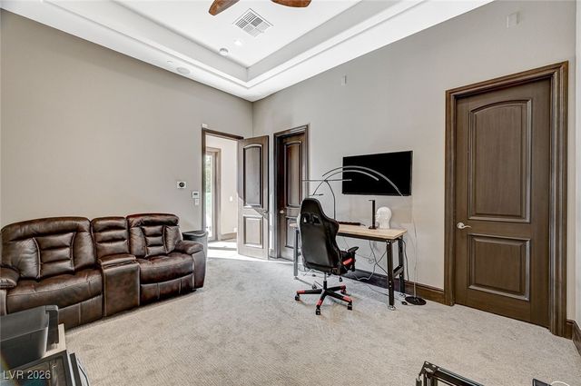 1 Awbrey Court, Henderson, NV 89052