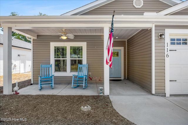 116 NE 35th Street, Oak Island, NC 28465