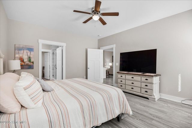 116 NE 35th Street, Oak Island, NC 28465