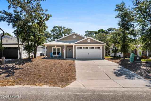 116 NE 35th Street, Oak Island, NC 28465
