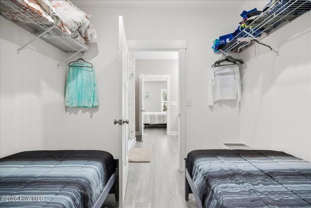 116 NE 35th Street, Oak Island, NC 28465