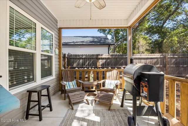 116 NE 35th Street, Oak Island, NC 28465