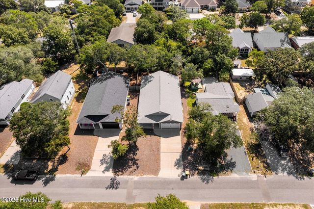 116 NE 35th Street, Oak Island, NC 28465