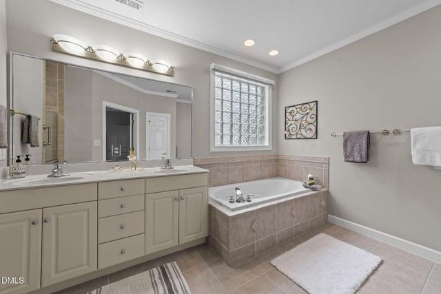103 Duncroft Court, Apex, NC 27502