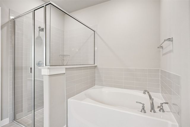 450 Colt Drive, Lavon, TX 75166