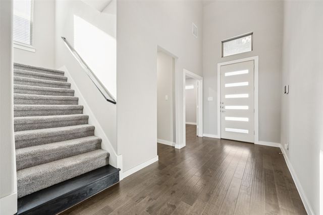 450 Colt Drive, Lavon, TX 75166