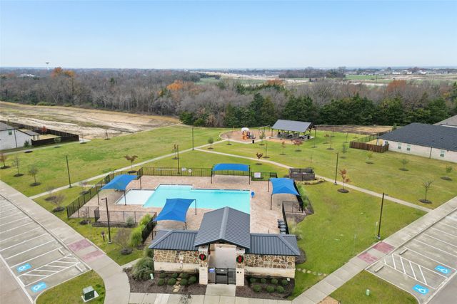 450 Colt Drive, Lavon, TX 75166