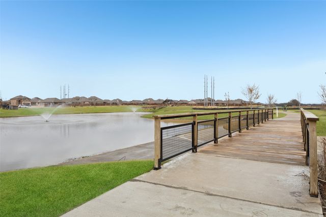 450 Colt Drive, Lavon, TX 75166