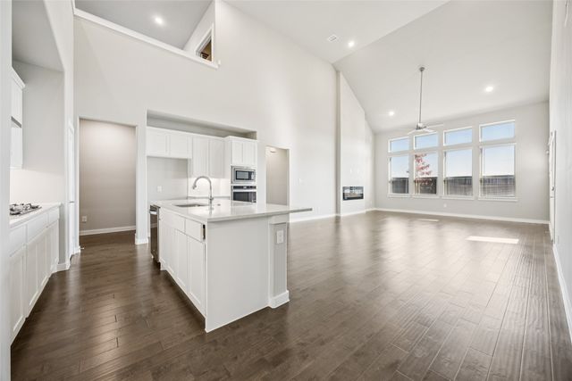 450 Colt Drive, Lavon, TX 75166