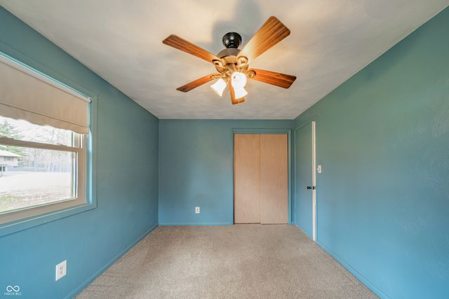 2304 Meadow Way, Anderson, IN 46012