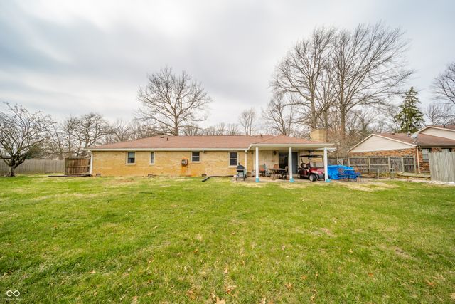 2304 Meadow Way, Anderson, IN 46012