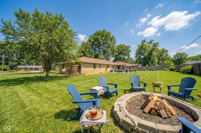 2304 Meadow Way, Anderson, IN 46012