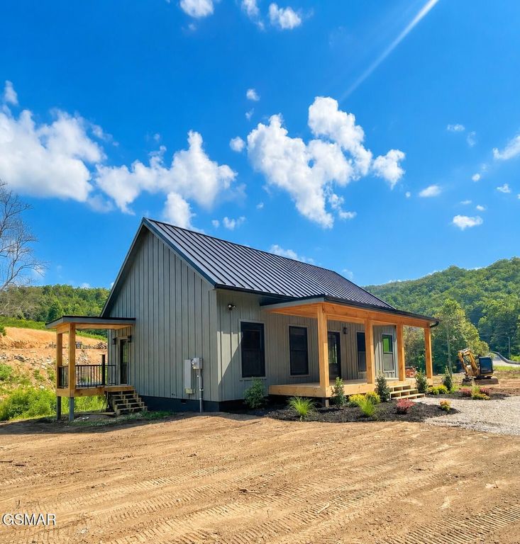 3749 Richardson Cove Road, Sevierville, TN 37876