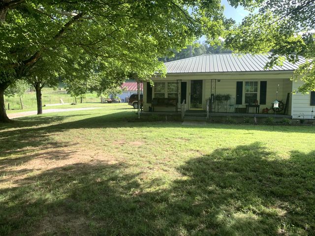 1560 Hurricane Creek Rd, Waynesboro, TN 38485