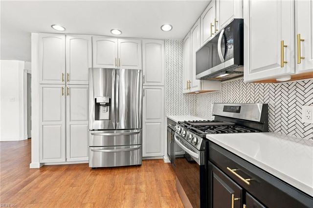 8372 Capeview AVE, Norfolk, VA 23518