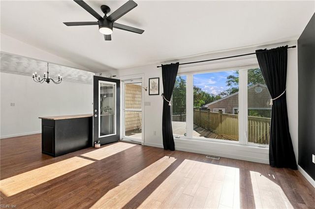 8372 Capeview AVE, Norfolk, VA 23518
