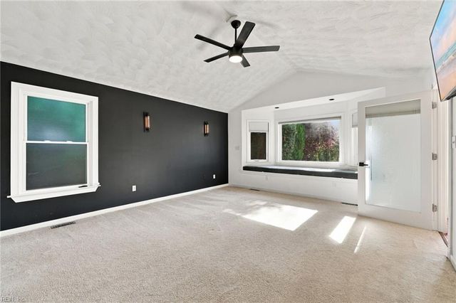 8372 Capeview AVE, Norfolk, VA 23518