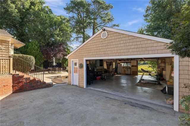 8372 Capeview AVE, Norfolk, VA 23518