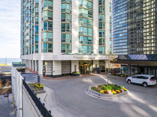 195 N Harbor Drive 4408, Chicago, IL 60601