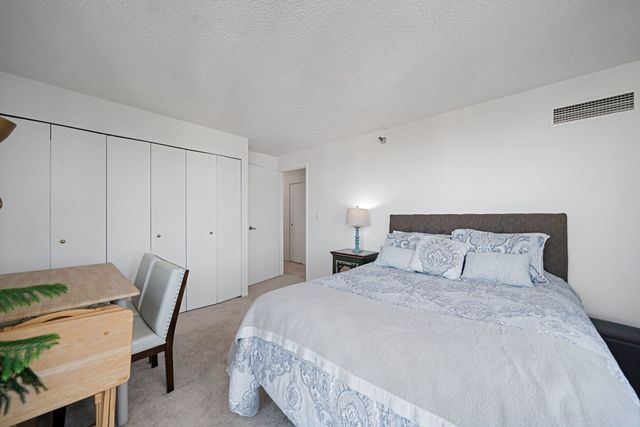 195 N Harbor Drive 4408, Chicago, IL 60601