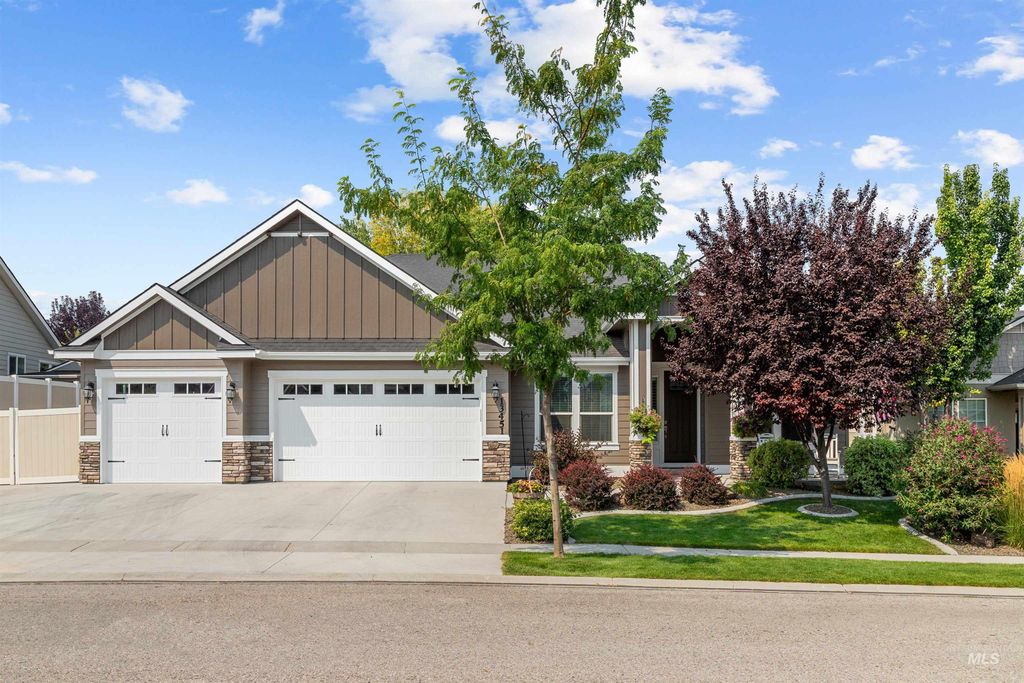13451 S Stockbridge Way, Nampa, ID 83686 photo 1