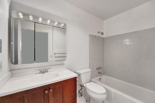 6289 Lear Drive 403, Lake Worth, FL 33462
