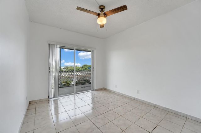 6289 Lear Drive 403, Lake Worth, FL 33462