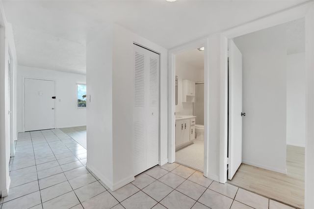 6289 Lear Drive 403, Lake Worth, FL 33462