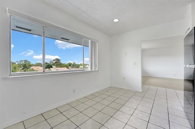 6289 Lear Drive 403, Lake Worth, FL 33462
