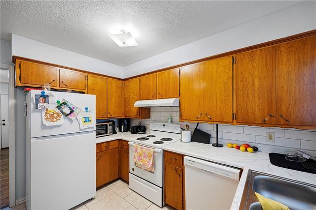 811 & 813 M Street, Russellville, AR 72801