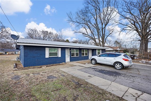 811 & 813 M Street, Russellville, AR 72801