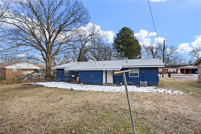 811 & 813 M Street, Russellville, AR 72801