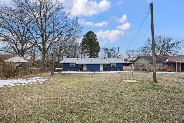 811 & 813 M Street, Russellville, AR 72801