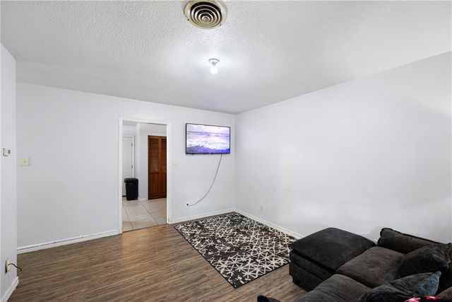 811 & 813 M Street, Russellville, AR 72801