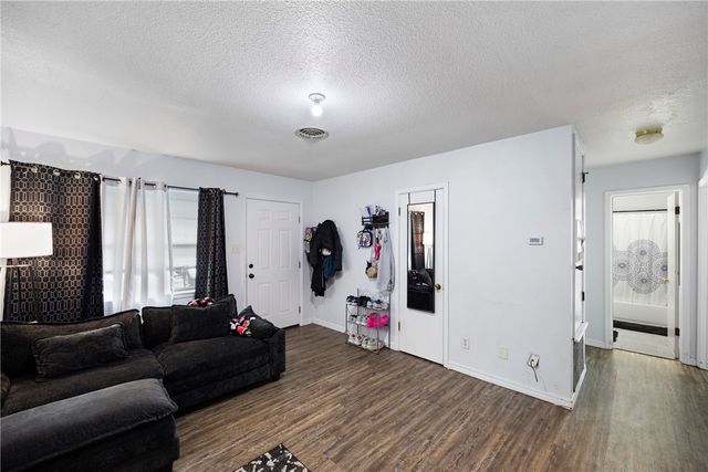 811 & 813 M Street, Russellville, AR 72801