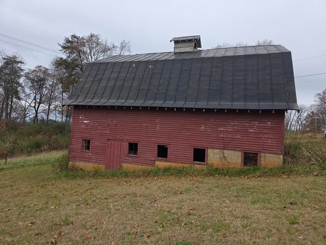 E 0 Old Franklin Turnpike, Glade Hill, VA 24092