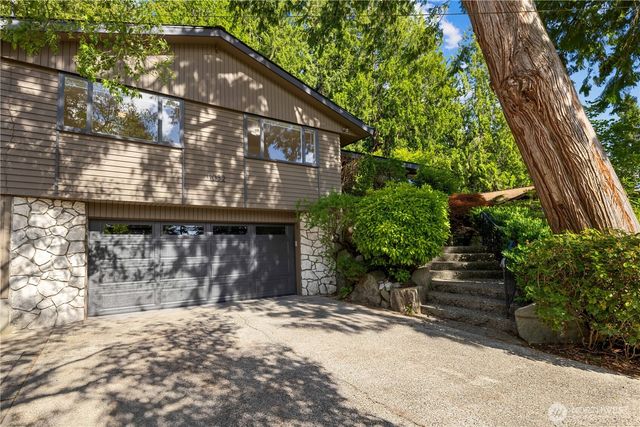 11032 39th Avenue NE, Seattle, WA 98125
