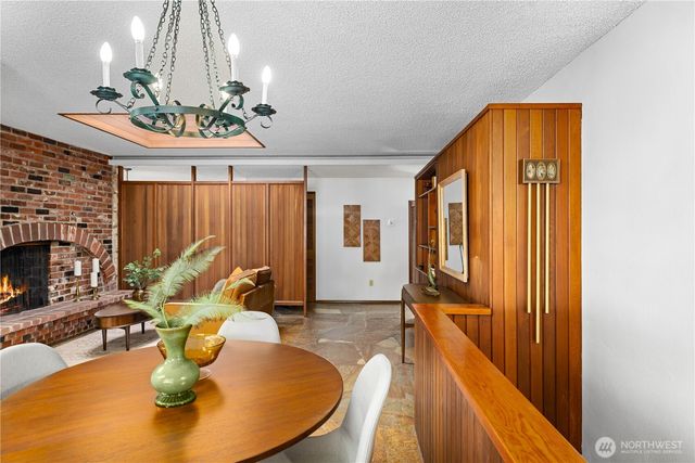 11032 39th Avenue NE, Seattle, WA 98125