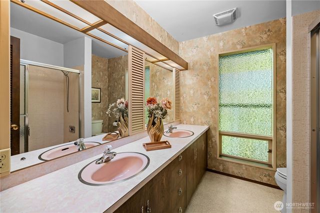 11032 39th Avenue NE, Seattle, WA 98125