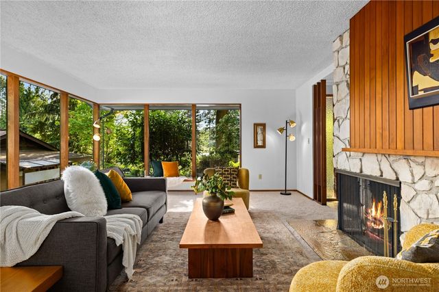 11032 39th Avenue NE, Seattle, WA 98125