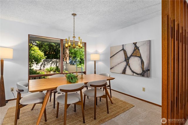 11032 39th Avenue NE, Seattle, WA 98125