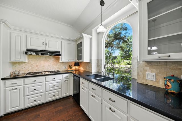 5603 Sandy Creek Lane, Brenham, TX 77833