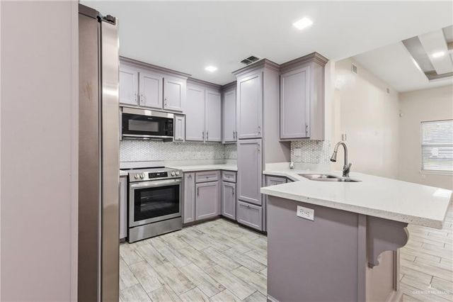 1921 Ginger Avenue, Weslaco, TX 78596