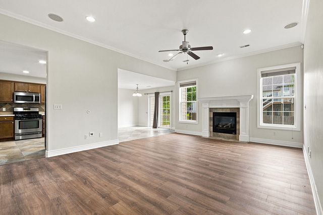 3102 CRABAPPLE LN, Columbia, MO 65203