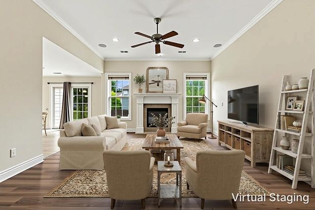 3102 CRABAPPLE LN, Columbia, MO 65203