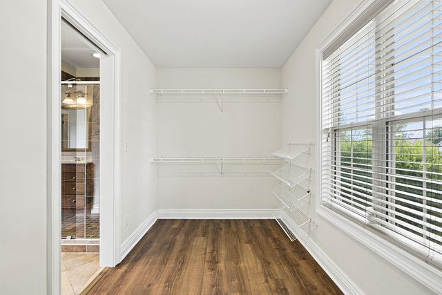 3102 CRABAPPLE LN, Columbia, MO 65203
